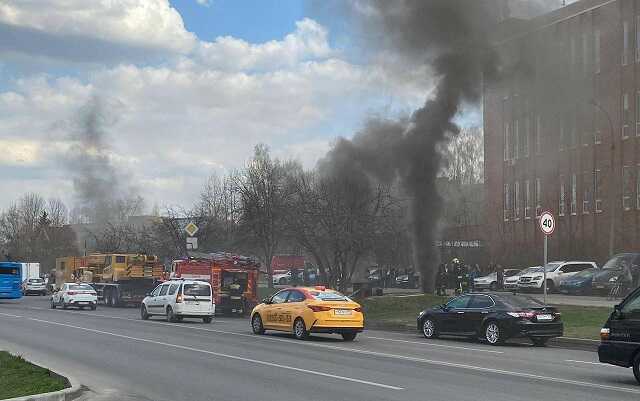 В Новой Москве загорелись коллекторы у телефонной станции