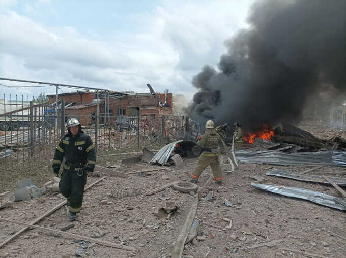 После взрыва в Сергиевом Посаде женщина пыталась забрать с собой выпавшую сетку на окно