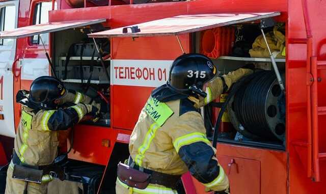 В Сочи произошел пожар в строящемся концертно-театральном комплексе